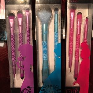Disney Makeup Brushes set